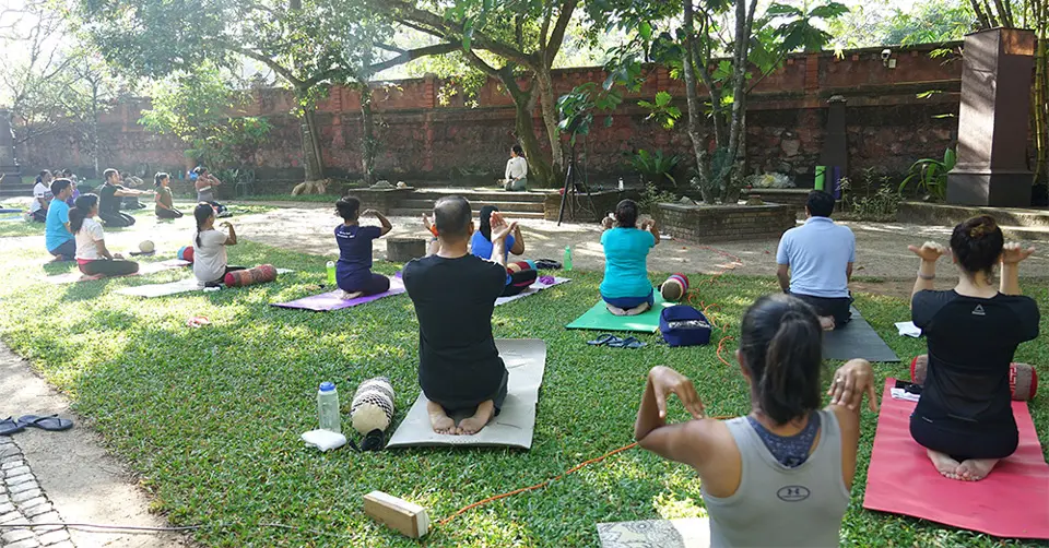 Yoga Class by Miuru, Sri Lanka 
