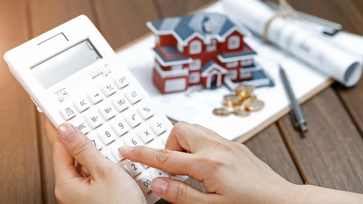 4 Things to Know About Mortgage Refinancing Rates