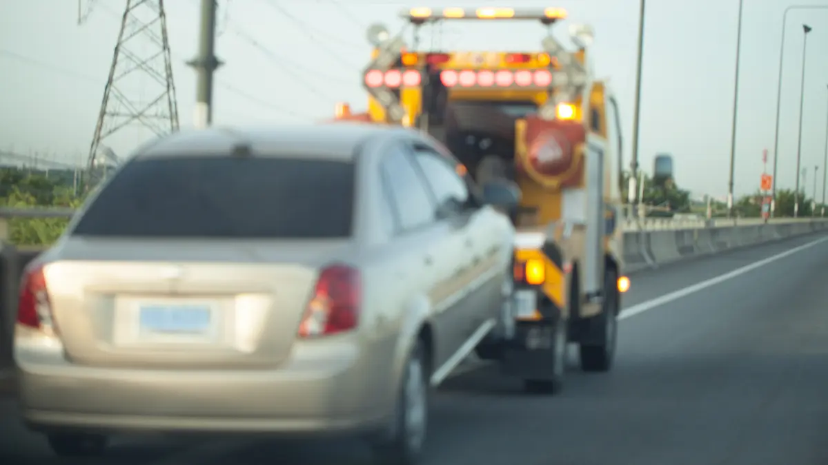 Useful Towing Safety Tips from the Experts