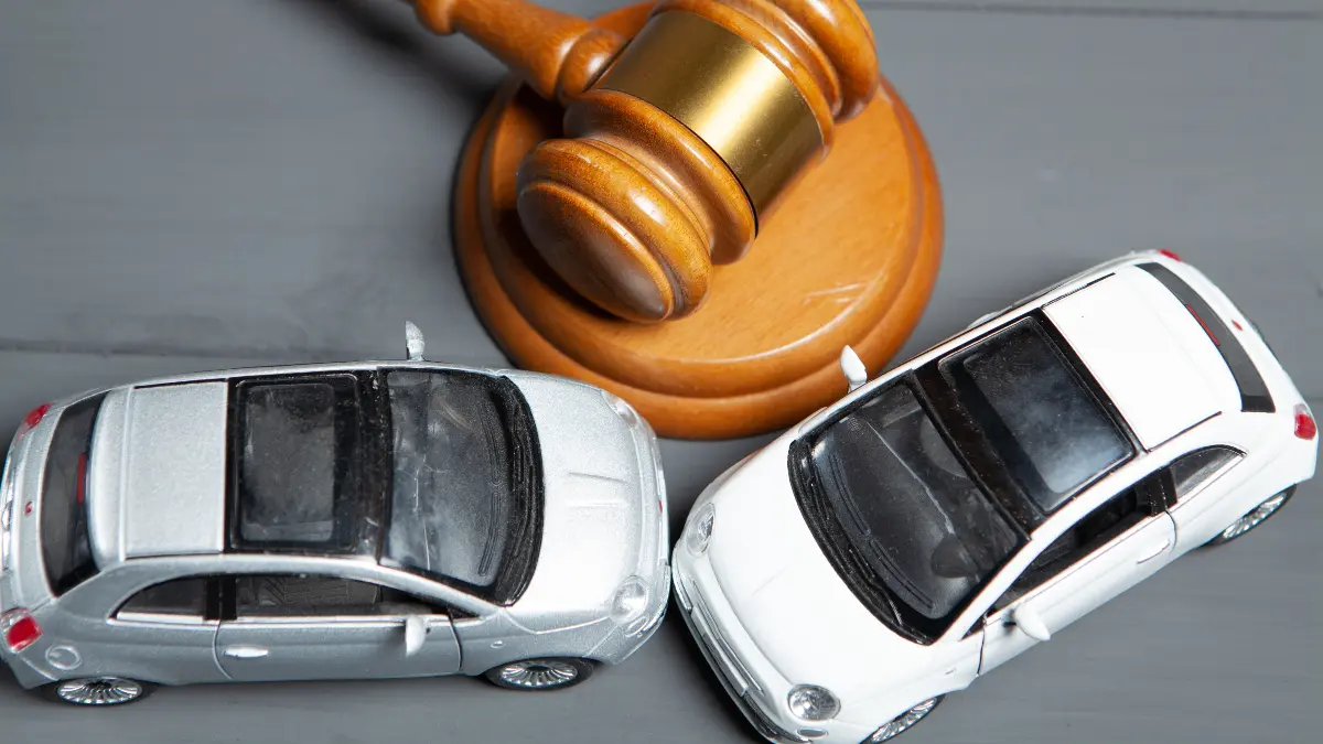 Why It's Important That You Call a Lawyer After Being in a Car Accident