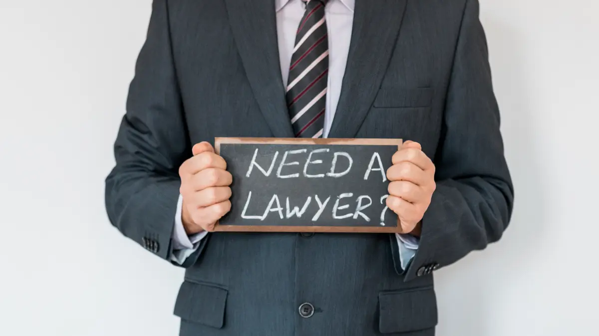 7 Important Things to Consider When Looking for a Good Lawyer