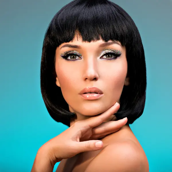 Sleek Bob Hairstyle for This Fall