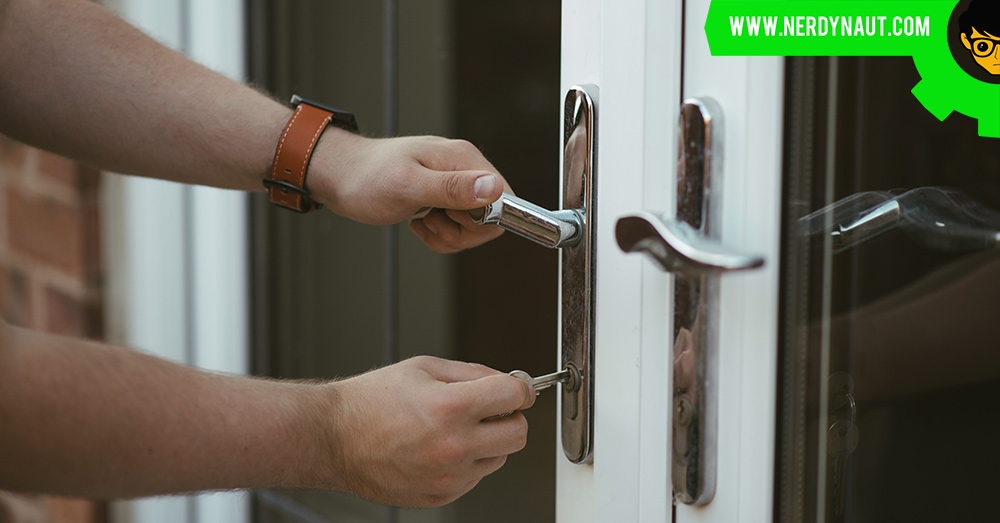 5 Traps to Avoid for First Time Home Buyers - Opening the door with the house key