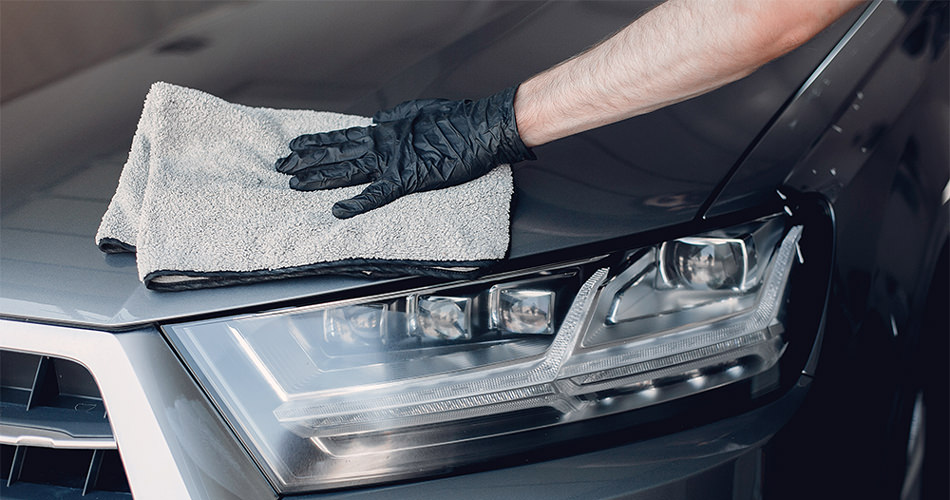 Car wish - solution with a towel