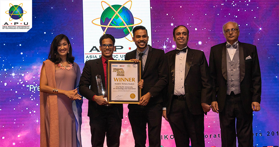 Members of the winning team of APU at PIKOM’s APICTA Malaysia Awards 2019