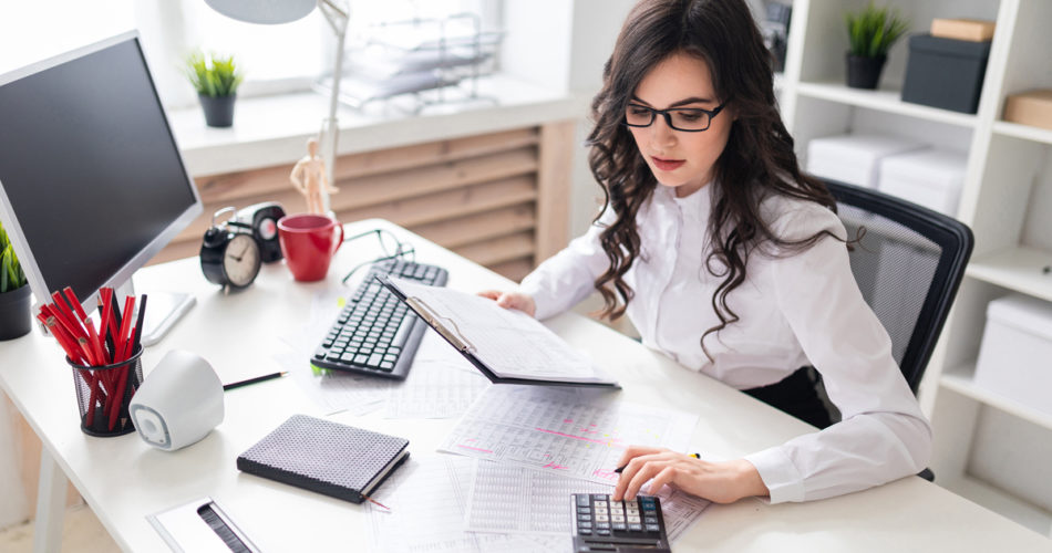 The Main Benefits of Hiring a Financial Advisor