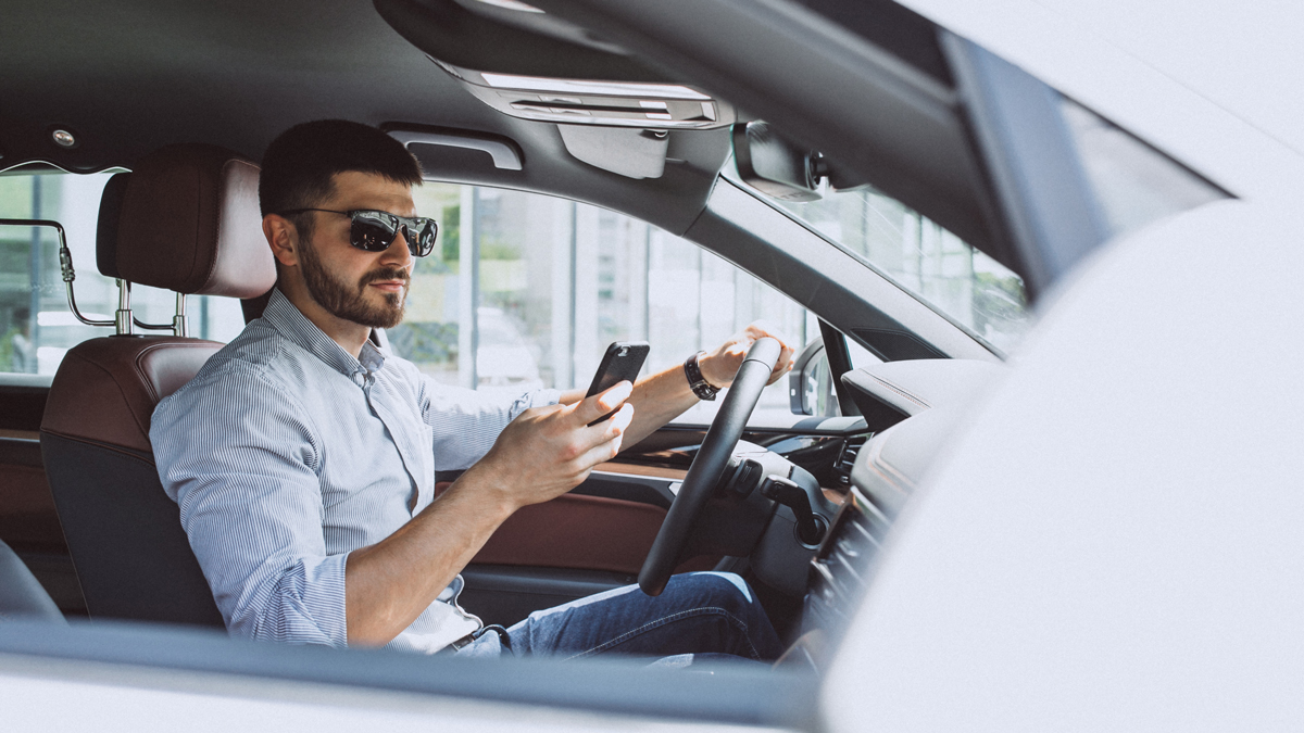 Driving with a mobile in your hand
