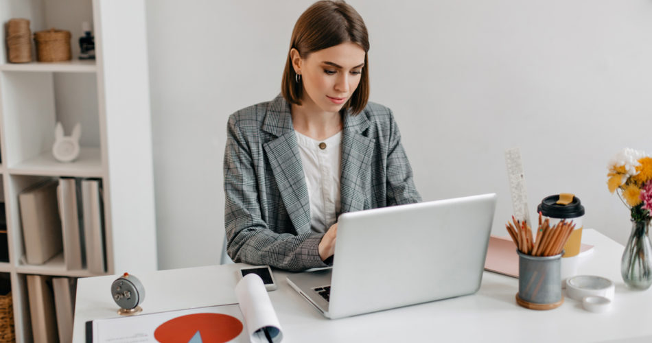 Why Your Business Needs Integrated Payroll, HR and Time Management