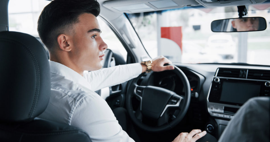 4 Reasons Why You Should Make Sure Your Drivers Aren’t Distracted on the Road