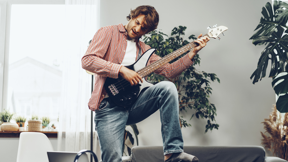 Follow These Useful Tips to Easily Learn How to Play the Guitar