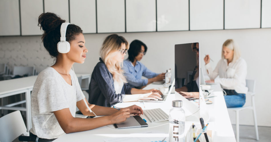 6 Ways to Ensure That Your Workplace Is a Safe Environment for Everyone