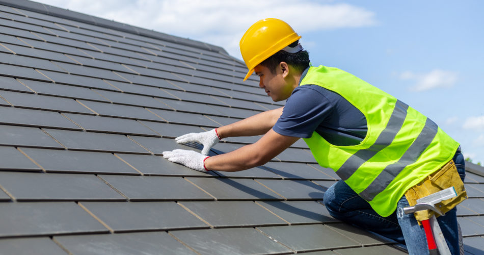 Signs That Your Roof Needs to Be Repaired Immediately