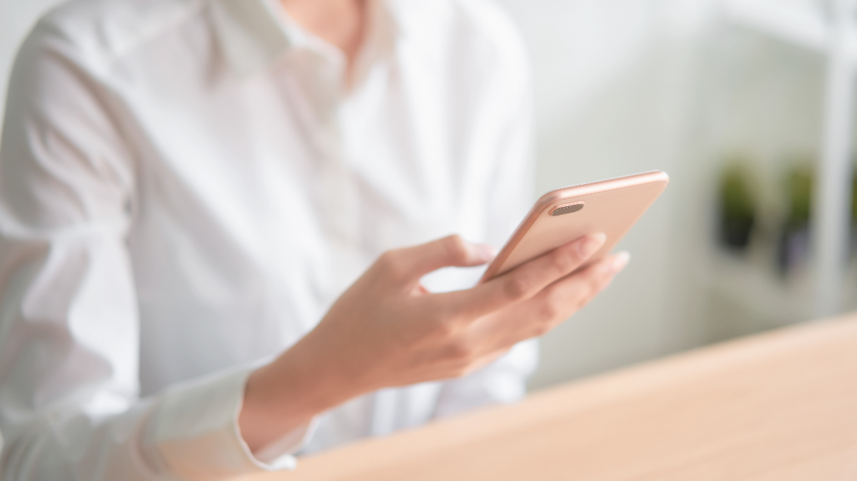 Things That Pose a Threat to Your Phone and How to Battle Them