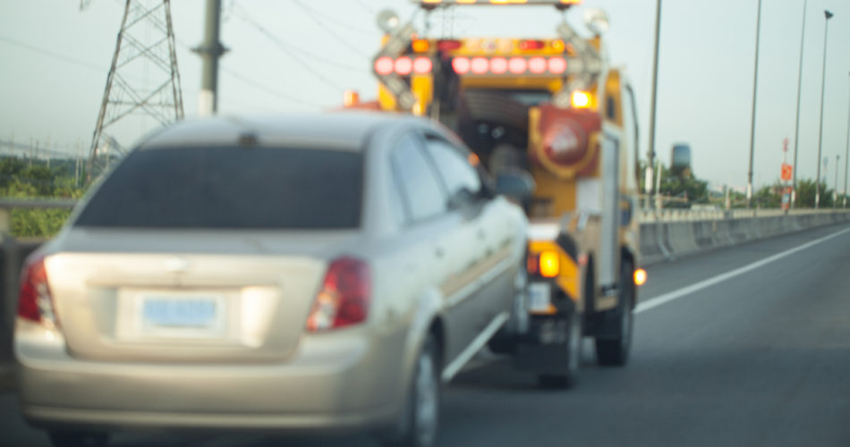 Useful Towing Safety Tips from the Experts