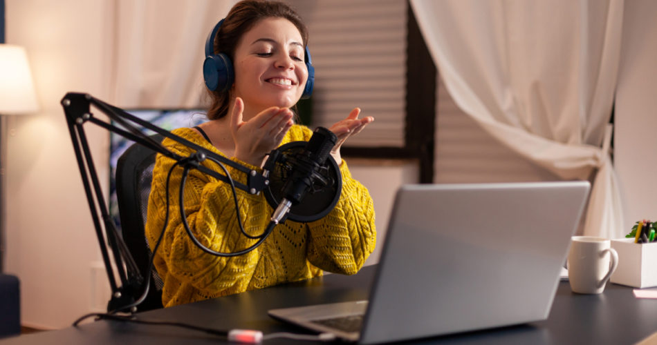 Useful Live Streaming Tips for Beginners to Broadcast Their Content
