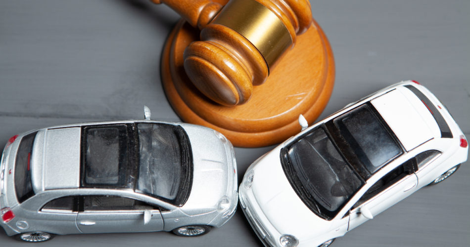 Why It's Important That You Call a Lawyer After Being in a Car Accident