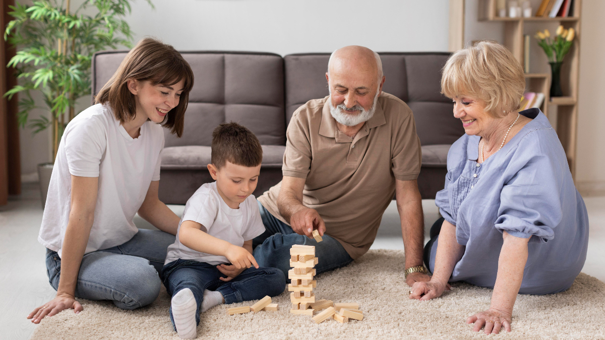 5 Games That You Should Play With Your Family