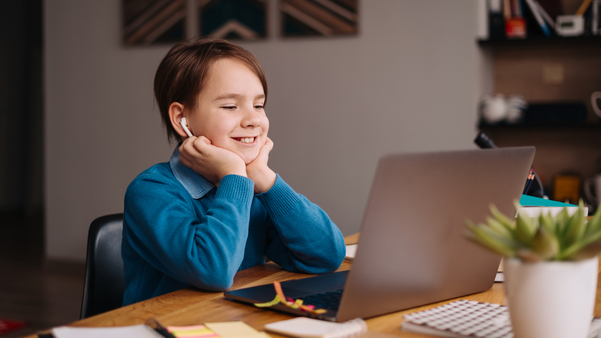 How Chromebook Monitoring Improves Learning Quality for Students