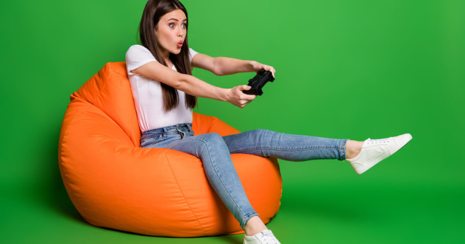 Should You Buy a Console or Gaming Pc? 4 Things to Consider