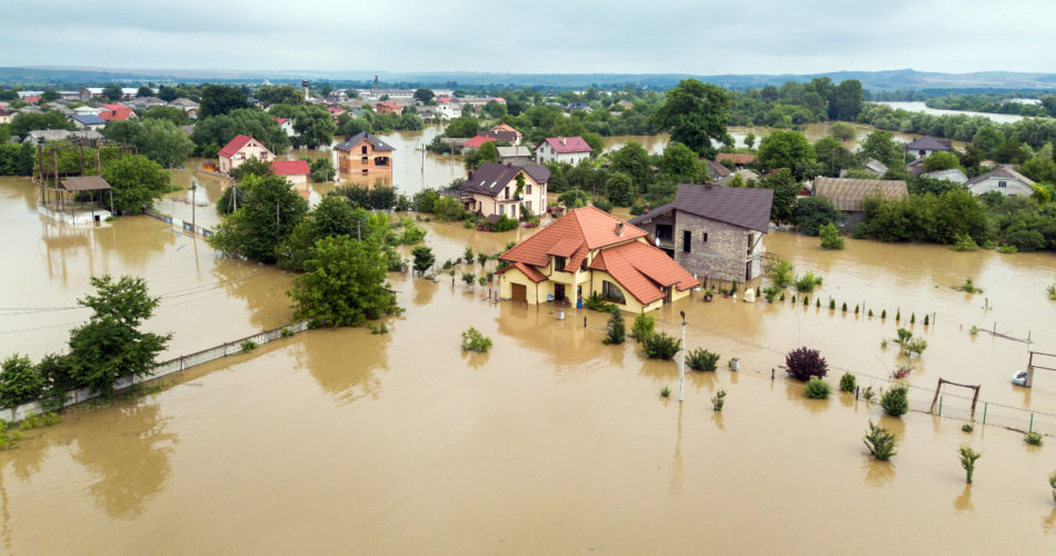 How Has the Rising Number of Natural Disasters Impacted the Home Insurance Industry
