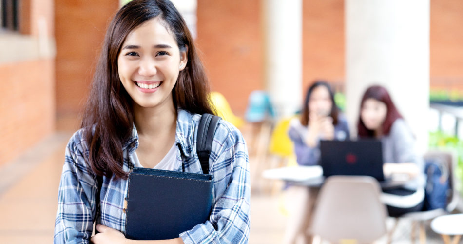 Top 5 Ways to Make the Move from College Life to Adult Life Easier