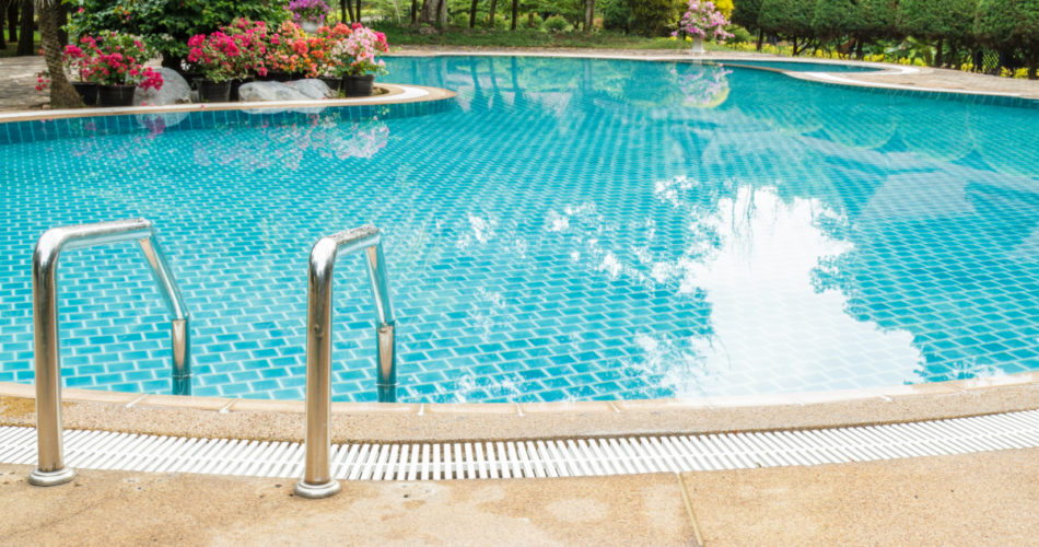 4 Useful Tips That Will Help You Maintain Your Pool