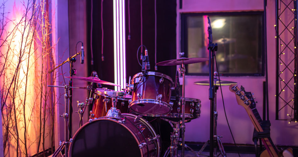 An Easy Guide to Learning How to Play Drums