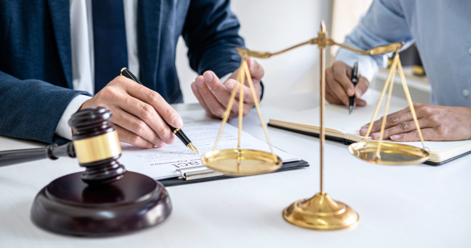 Key Mistakes to Avoid While Choosing a Personal Injury Lawyer in Houston