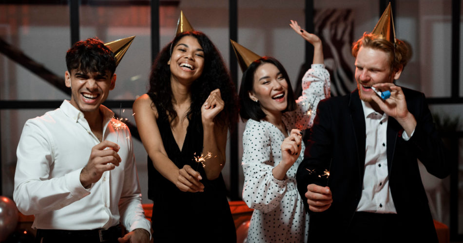 Party Guesting 101: 7 Things an Etiquette Expert Wants You to Know