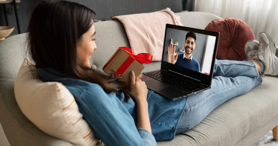 Couples Who Have Met Online Are Happier: Dating Statistics You Will Be Excited to Read