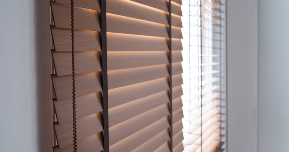 How to Choose the Right Plantation Shutter Service Provider?