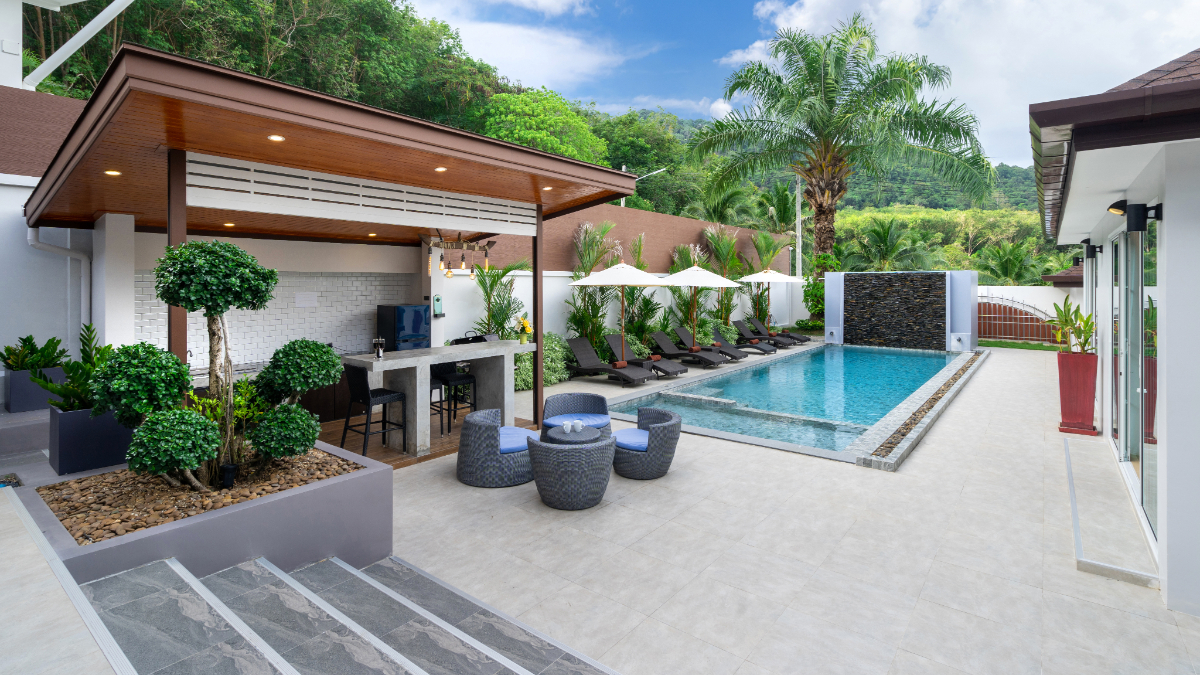 3 Things to Consider If You’re Wondering Whether or Not to Add a Pool to Your Home