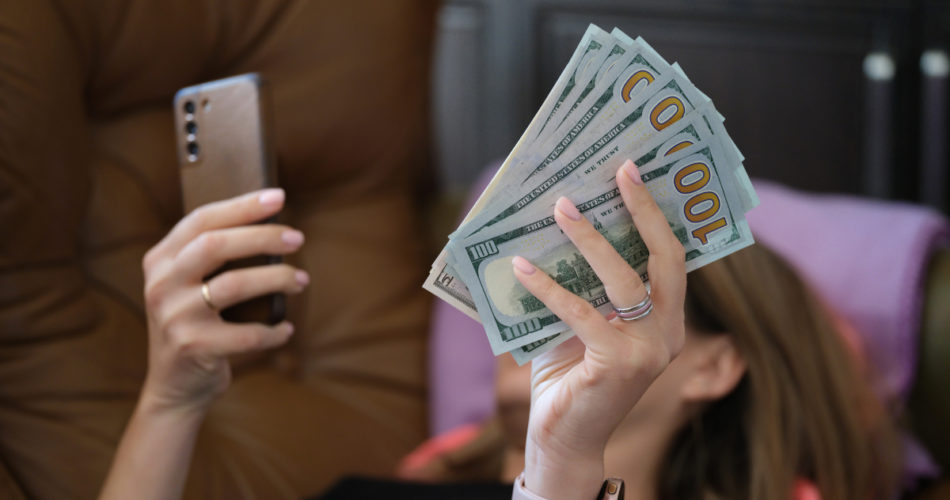 How to Become Better at Online Gambling