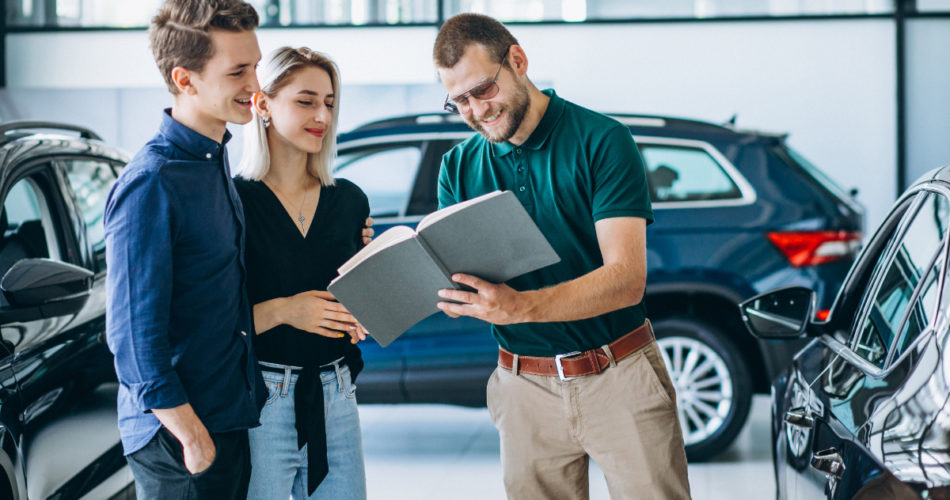 4 Tips for Car Salesmen to Improve Their Sales Techniques