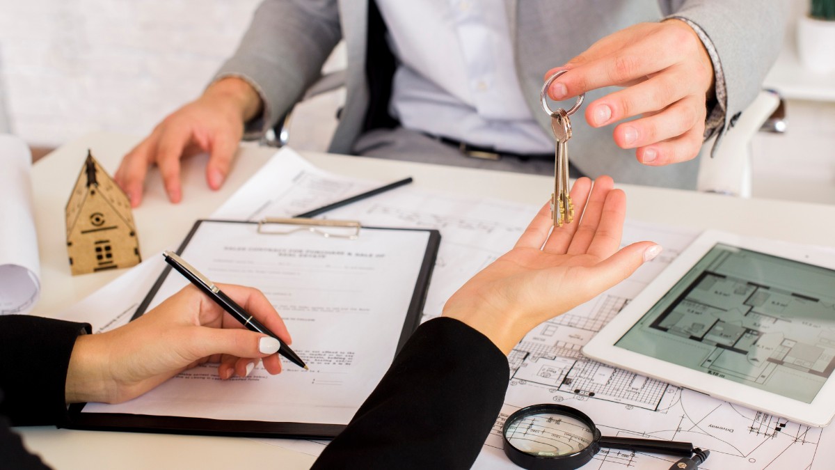 What to Know About Buying a Business That Includes Real Estate