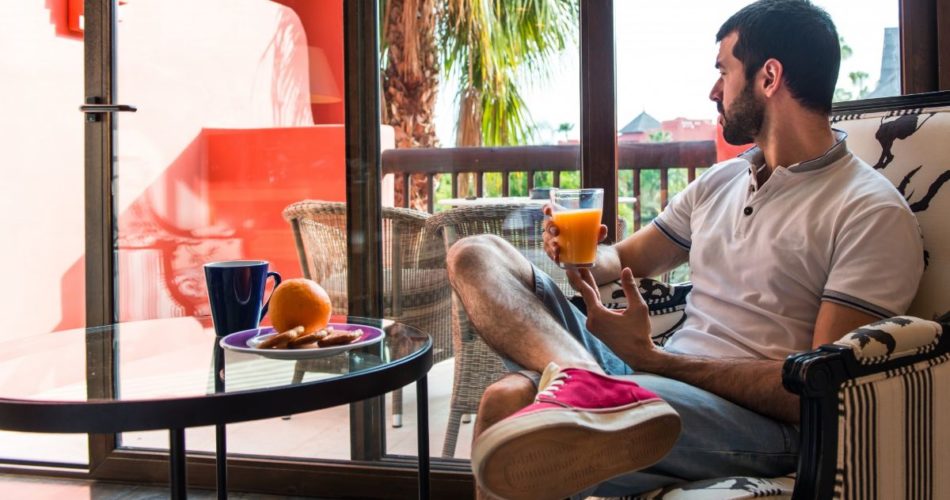 10 Things to Look for in Men’s Sober Living Homes