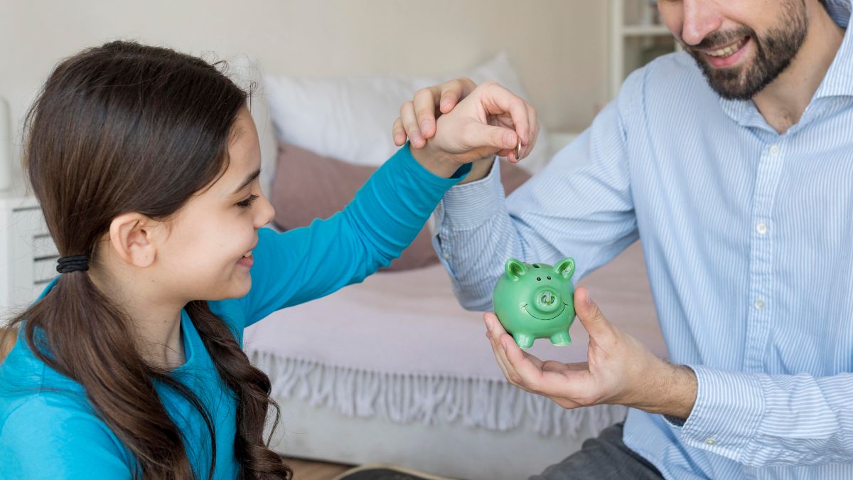 How to Start Teaching Your Kids About Money