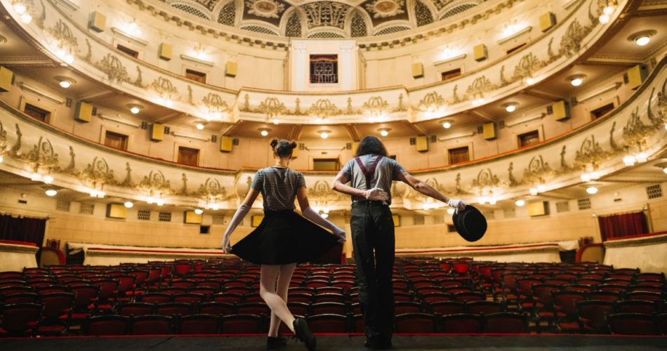 Understanding Technology Challenges in Theatre Education