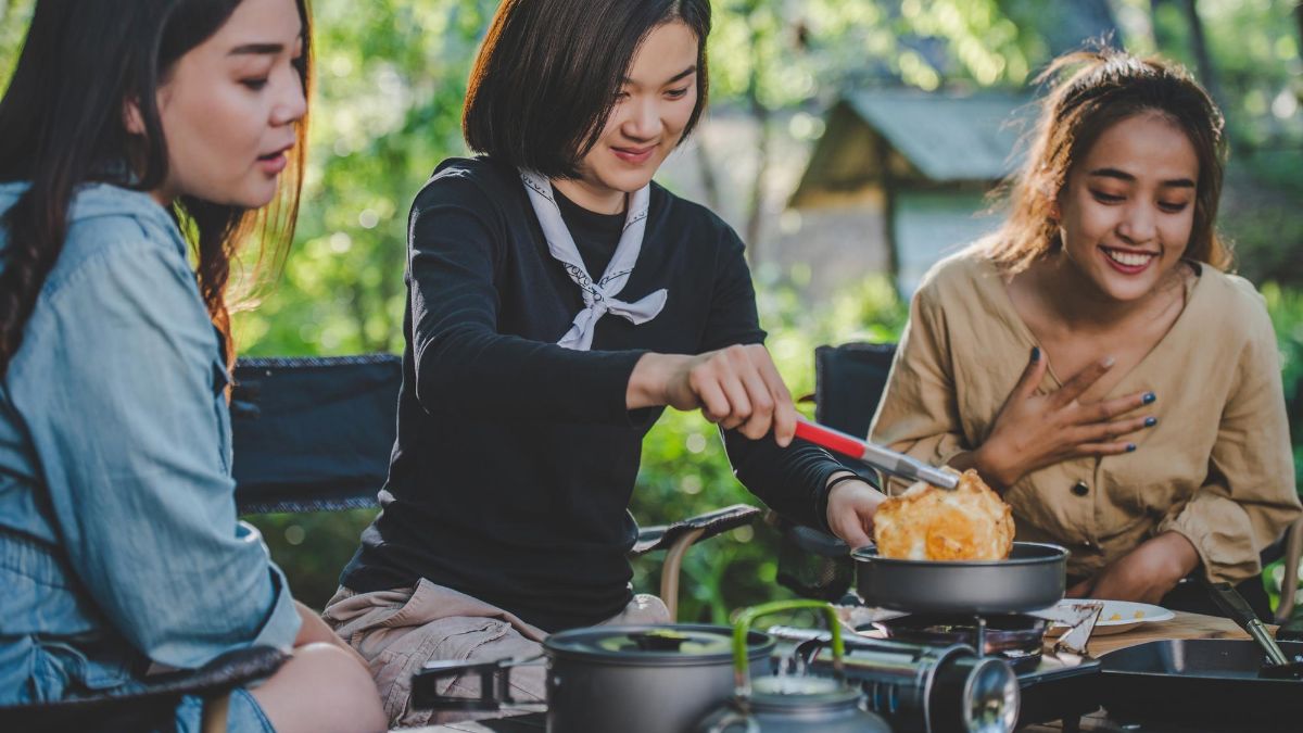 6 Things to Try On Your Trips if You Enjoy Cooking