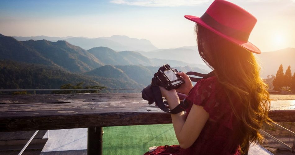 How Can You Earn Money Even on Vacation