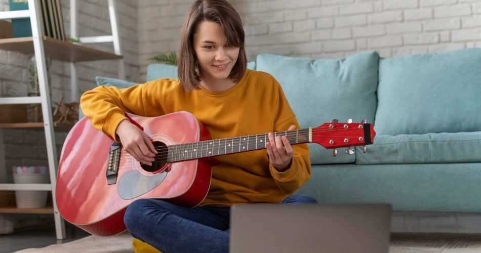 What Can You Expect From the Best Online Guitar Lessons?